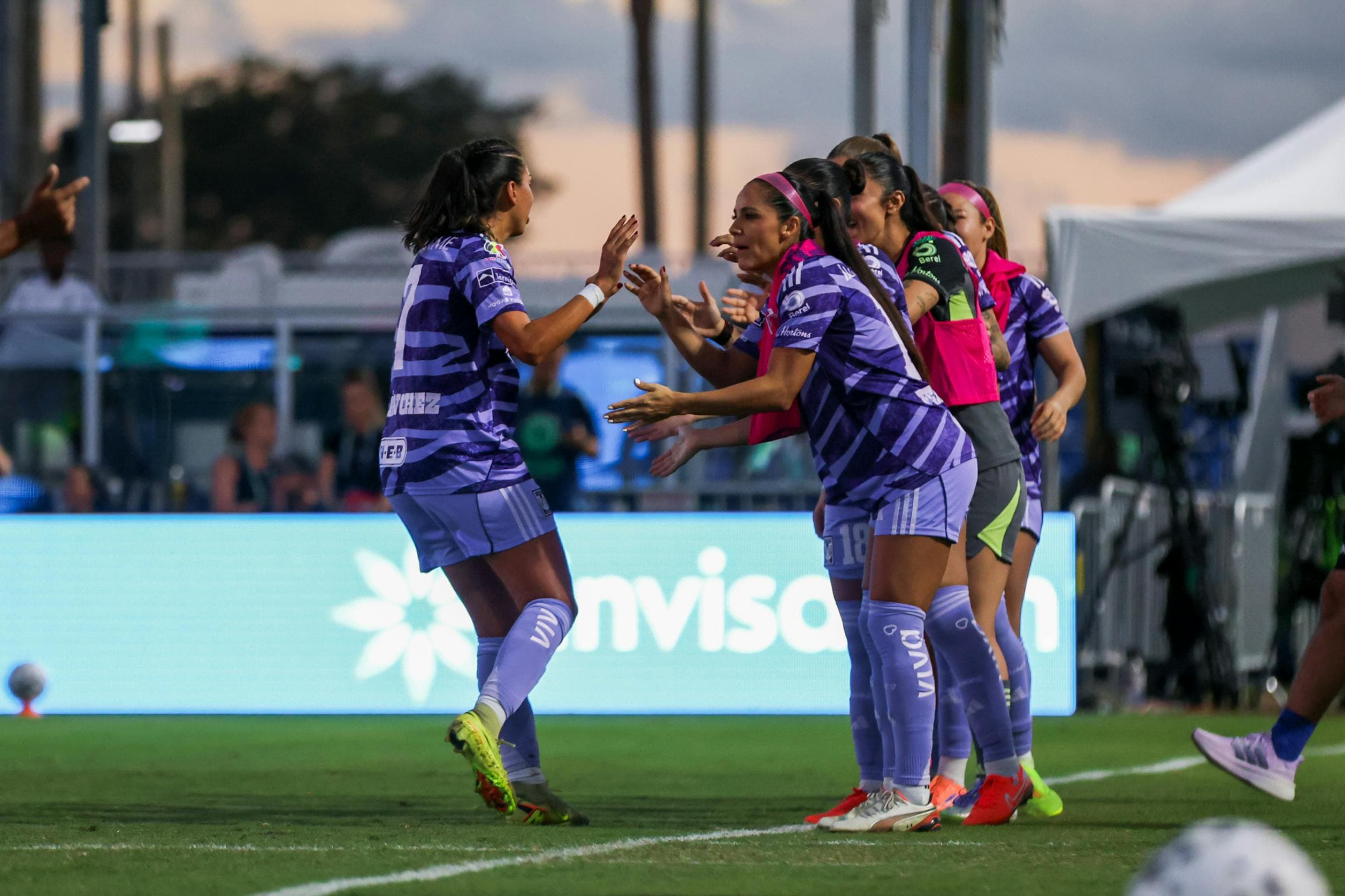 Tigres Beat Flamengo to Claim First Place in Group 1